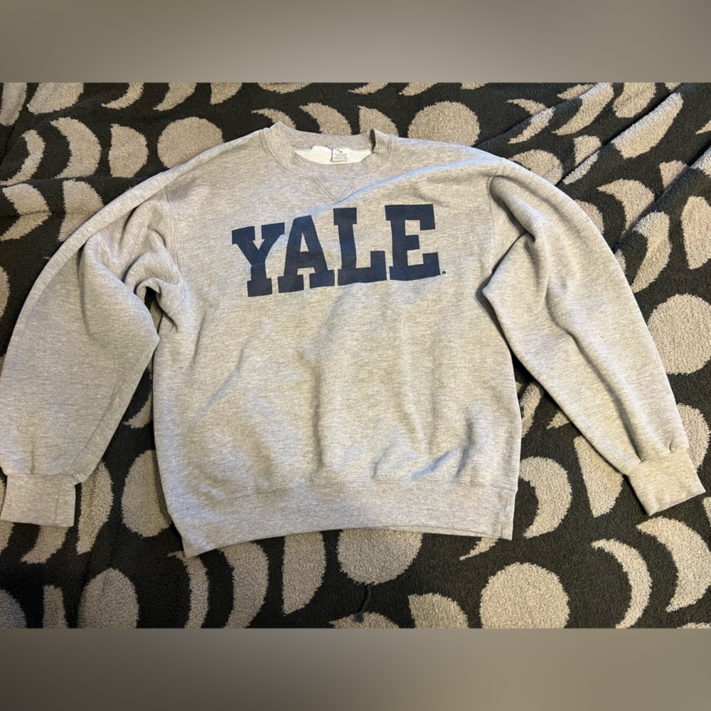 Vintage Made in USA Yale crewneck